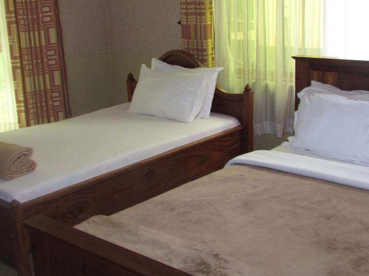 Mikumi Resort Hotel Buitenkant foto